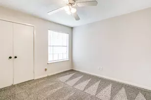 2621 Piedras, Irving, TX 75038 - Photo 11
