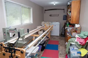 1016 E Franklin St, Hillsboro, TX 76645 - Photo 11