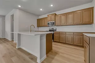 1337 Frio Dr, Springtown, TX 76082 - Photo 11