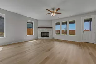 1337 Frio Dr, Springtown, TX 76082 - Photo 7
