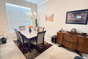 9816 Hickory Hollow Ln, Irving, TX 75063 - Photo 5