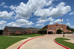 9816 Hickory Hollow Ln, Irving, TX 75063 - Photo 25