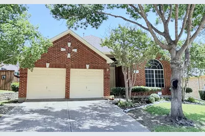 9816 Hickory Hollow Lane, Irving, TX 75063 - Photo 1