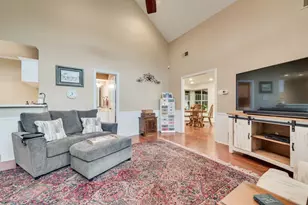 602 Creek View Cir, Ovilla, TX 75154 - Photo 17