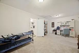 402 Jones St, Tom Bean, TX 75489 - Photo 15