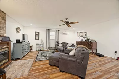 402 Jones Street, Tom Bean, TX 75489 - Photo 9