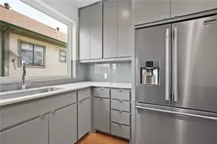 4713 Bryan St, Dallas, TX 75204 - Photo 9