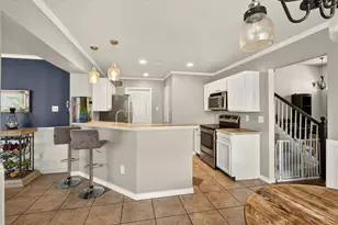 2272 Bresee Dr, Carrollton, TX 75010 - Photo 3