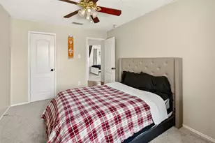 2272 Bresee Dr, Carrollton, TX 75010 - Photo 11