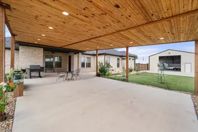 170 Grays Creek Circle, Ennis, TX 75119 - Photo 27