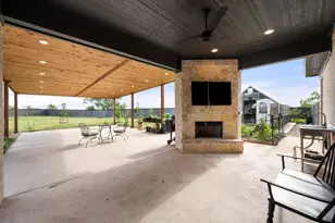 170 Grays Creek Circle, Ennis, TX 75119 - Photo 25