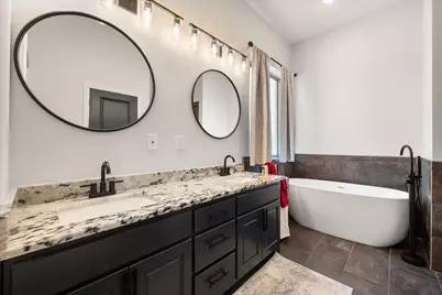 170 Grays Creek Circle, Ennis, TX 75119 - Photo 21