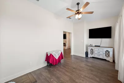 170 Grays Creek Circle, Ennis, TX 75119 - Photo 7
