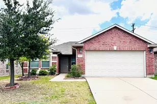 1505 Lone Pine Dr, Little Elm, TX 75068 - Photo 1