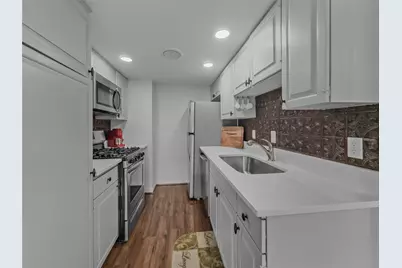 15922 Club Crest Drive #2107, Dallas, TX 75248 - Photo 5