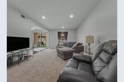 15922 Club Crest Drive #2107, Dallas, TX 75248 - Photo 9