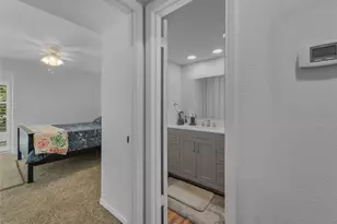 15922 Club Crest Dr, Dallas, TX 75248 - Photo 15
