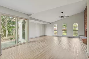 2903 Winterberry Dr, Carrollton, TX 75007 - Photo 11