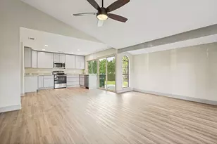 2903 Winterberry Dr, Carrollton, TX 75007 - Photo 9