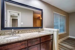 2917 Penny Ln, Euless, TX 76039 - Photo 9