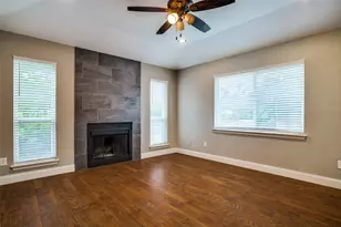 2917 Penny Ln, Euless, TX 76039 - Photo 3