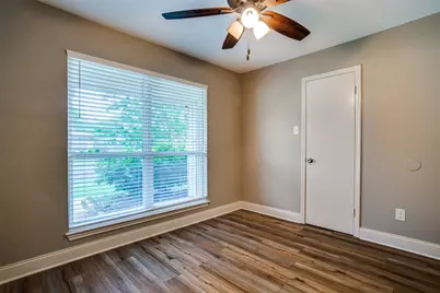2917 Penny Lane, Euless, TX 76039 - Photo 11