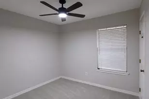 1414 W Torrey St, Granbury, TX 76048 - Photo 13