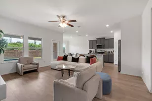 919 Gentle Rain Dr, Princeton, TX 75407 - Photo 5