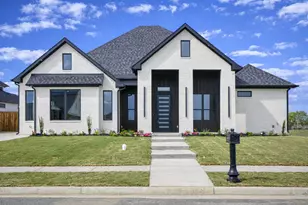 2012 Nichole Blvd, Pottsboro, TX 75076 - Photo 1
