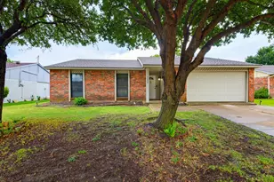 7200 Chapman Dr, North Richland Hills, TX 76182 - Photo 1