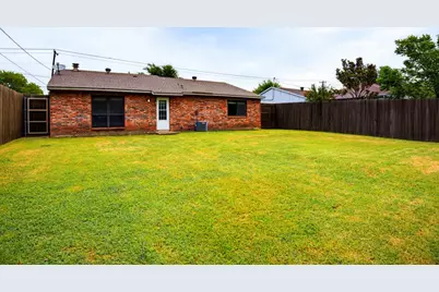 7200 Chapman Drive, North Richland Hills, TX 76182 - Photo 21