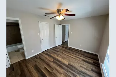 1506 Parkside Drive, Carrollton, TX 75006 - Photo 9