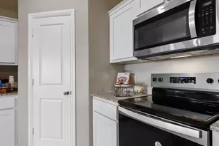 1252 Hollyn Dr, Decatur, TX 76234 - Photo 5