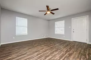 1008 Canal St, McKinney, TX 75069 - Photo 7