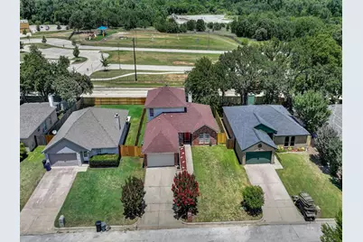 617 Oak View Court, Azle, TX 76020 - Photo 33