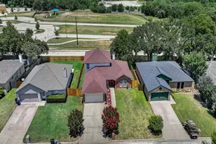 617 Oak View Ct, Azle, TX 76020 - Photo 33