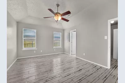 617 Oak View Court, Azle, TX 76020 - Photo 23
