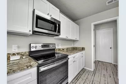 617 Oak View Court, Azle, TX 76020 - Photo 21