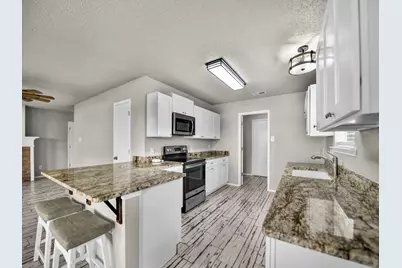 617 Oak View Court, Azle, TX 76020 - Photo 17