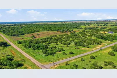 100 Gilmore Court, Lipan, TX 76462 - Photo 11