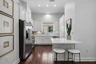 3210 Carlisle St, Dallas, TX 75204 - Photo 9