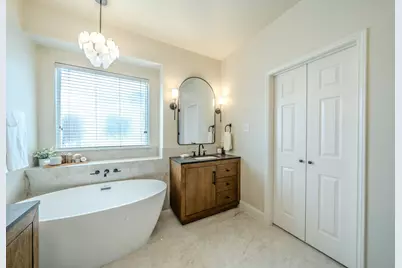 801 Cobblestone Drive, Lewisville, TX 75067 - Photo 19