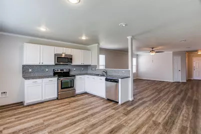 5617 Talons Crest Circle, Fort Worth, TX 76179 - Photo 9