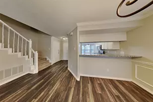 626 Dove Creek Cir, Grapevine, TX 76051 - Photo 5