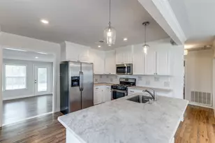 852 Northwood Rd, Fort Worth, TX 76107 - Photo 5