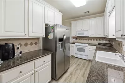 363 Old Mill Creek Drive, Woodway, TX 76712 - Photo 3