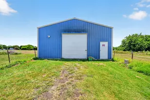8900 Crestview Estate Rd, Quinlan, TX 75474 - Photo 13