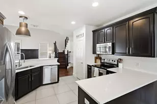 2001 Hartwell Ct, Providence Village, TX 76227 - Photo 3