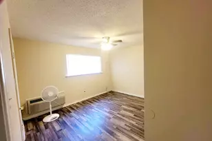 202 Park Cir, Sulphur Springs, TX 75482 - Photo 9