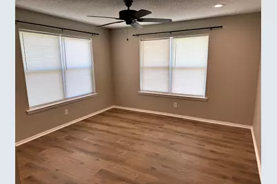 321 E Lake Street, Krum, TX 76249 - Photo 19